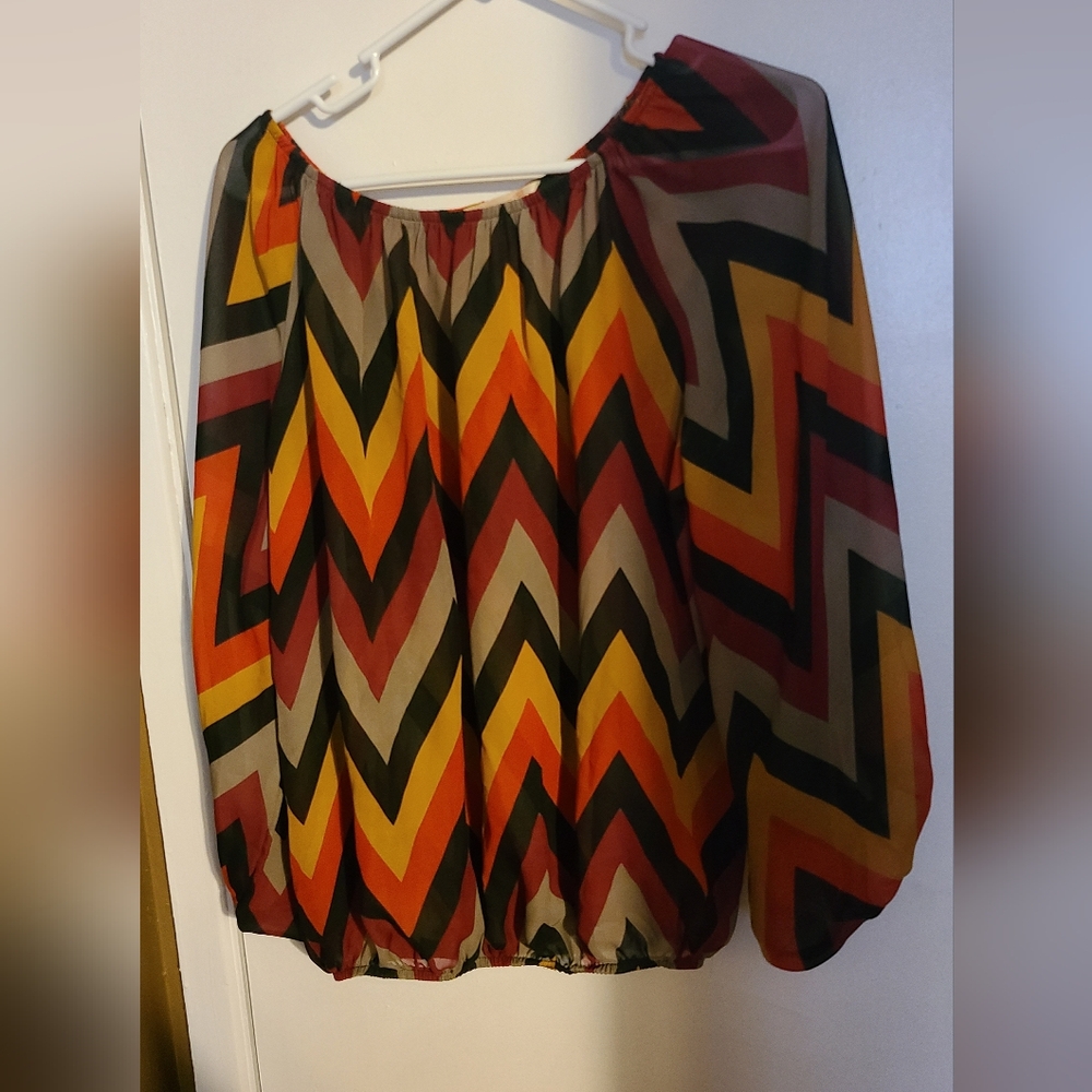 R Rouge Size 1X sheer top